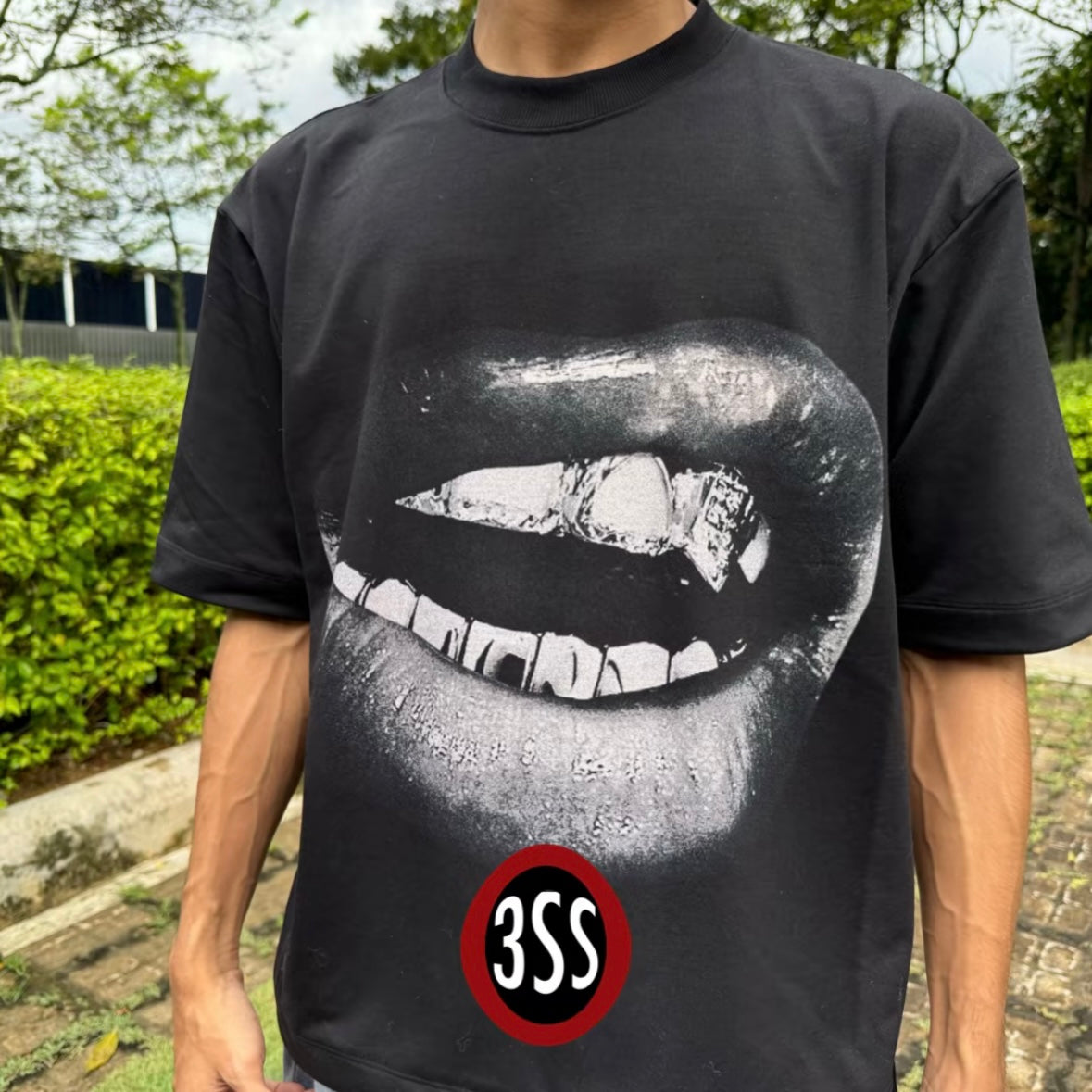 Lips Boxy Shirt