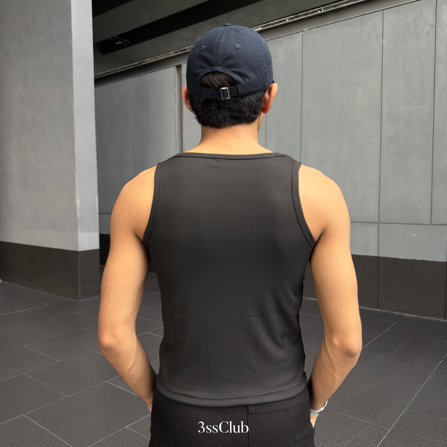 Essential Cropped Singlet
