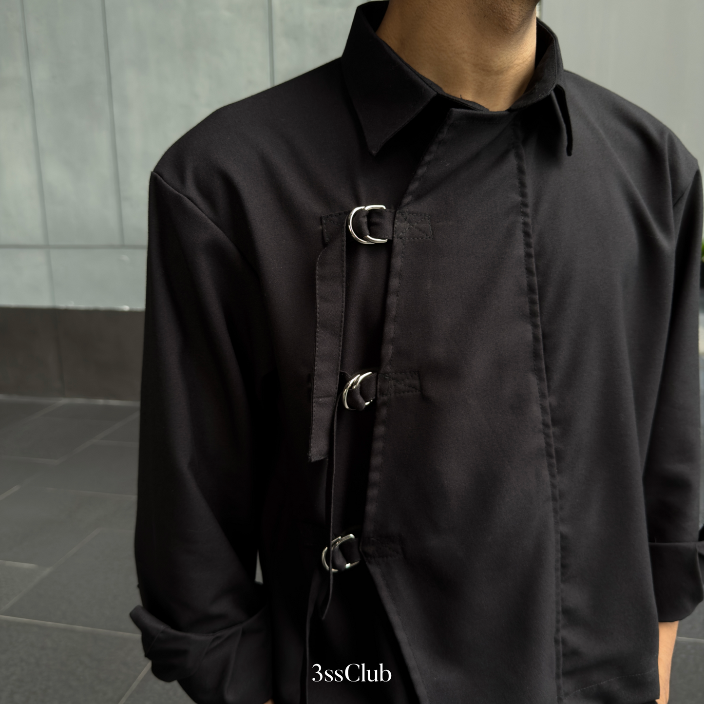 Eclipse Clasp Shirt